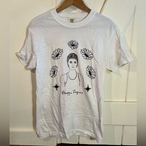 Maggie Roger’s tshirt